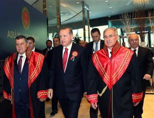 High judiciary warns of interest groups