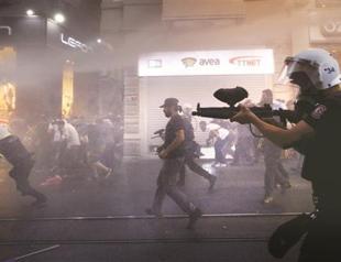 Turkish police fire tear gas to break up Istanbul protest
