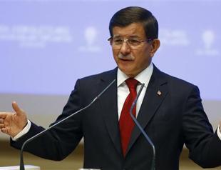 Turkish PM blames international community, Europe for refugee crisis