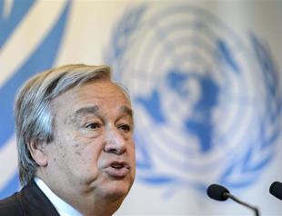 UN calls for up to 200,000 refugees to be shared among EU states