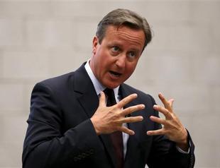 Britain to take thousands more Syrian refugees: Cameron