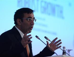 New Turkish economy tsar sees below-target growth but uncertainty clearing