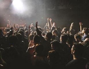 Salon IKSV opens new season