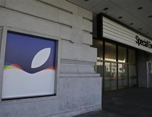 Tech world waits for iPhone news and hopes for magic