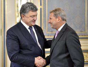 Poroshenko says Ukraine truce holding despite Russia threat