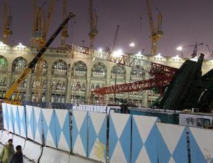 At least 107 dead as crane crashes into Mecca’s Grand Mosque