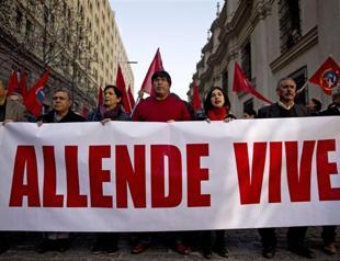 Chileans honor Pinochet-era victims, demand prison closure