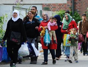 Emergency EU migrant talks as Germany reinstates border controls