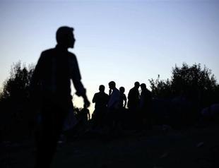 Bulgaria sends troops to guard border with Turkey