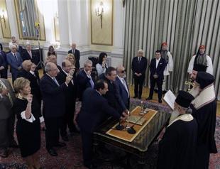 Cabinet member quits on first day on job