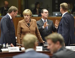 EU pledges 1 billion euros to refugee crisis, seeks more dialogue with Turkey