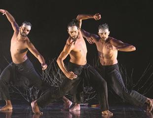 Australian dancers in Turkey