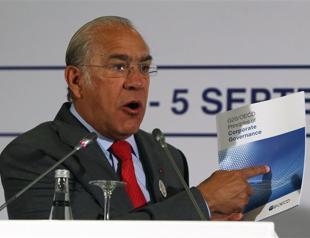 OECD cuts global growth outlook for 2015, 2016