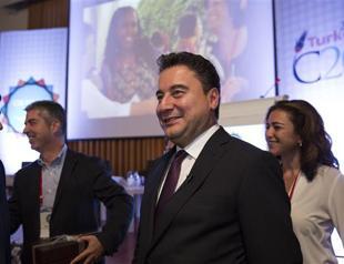 PM convinces Babacan to run in Nov. 1 election before candidate list deadline