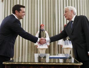 New Tsipras government takes oath of office in Greece