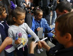 Amid migrant wave, German Turks point at past mistakes