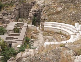 Ankara’s ‘Aspendos’ left to its fate