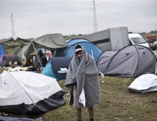 Croatia braces for winter as shivering migrants pour in