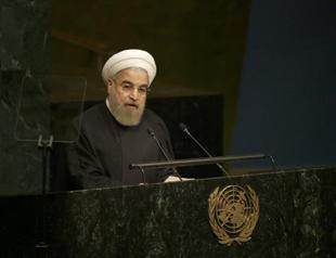 Irans leader says Syrias president must remain in power