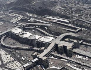 Saudi police say 1,100 photos of dead are from start of hajj