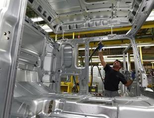 Turkish industrial production rises above estimates in August