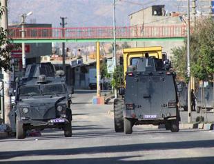 One police officer killed, one wounded in Turkey’s southeast