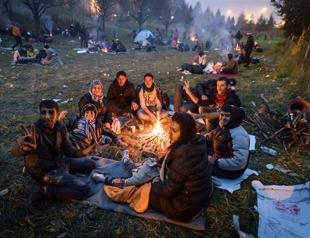 EU risks tectonic changes as migrant flow swells to over 700,000