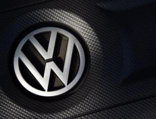 Volkswagen to hold extraordinary board meeting on Oct. 7: sources
