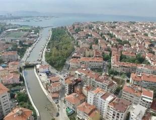 VIDEO: Controversial Istanbul creek begins to flow black again