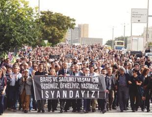 Ankara bombing spurs nationwide strikes, as funerals being held