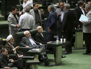 Iran parliament approves nuclear deal with world powers