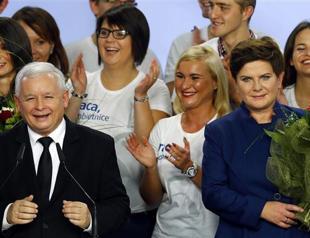 Polish eurosceptic conservatives score landslide victory