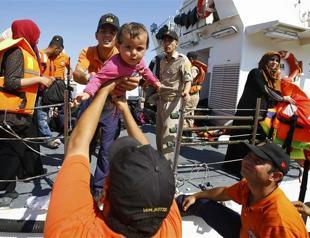Turkey rescues 330 Greece-bound Syrians amid record surge of refugees