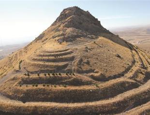 Secret tunnel found in historical castle