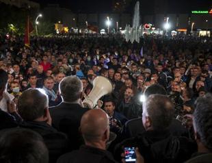 Protesters and police in violent clashes in Montenegro