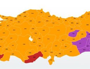 AKP appears on course to win majority with half the votes counted