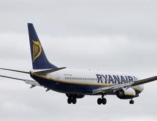 Ryanair profit soars almost 40 percent