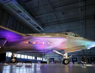 Lockheed wins preliminary deal worth up to $5.37 bln for more F-35s