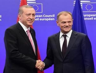 EU to hold summit on migrants with Turkish president, offers Turkey 3 bln euros for migrants
