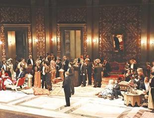 Ferzan Özpetek premieres new version of La Traviata