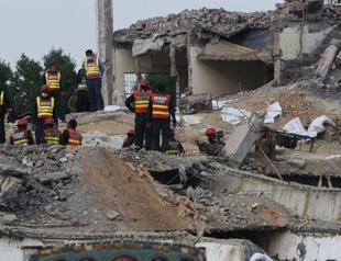 Pakistan factory collapse death toll rises to 44