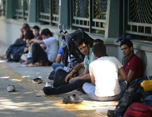 Aegean city cleared of thousands of Syrian refugees