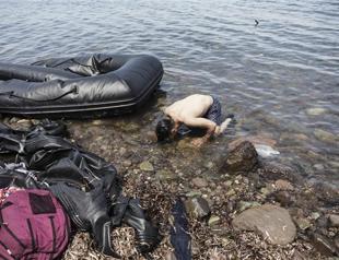 At least 40 migrants dead at sea, 320 others rescued