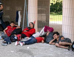 Number of Syrian refugees rivaling locals in 10 Turkish cities