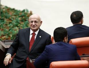 Parliament elects AKP’s Kahraman as its new speaker