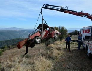 Crash in Turkey’s west kills seven, five from same family