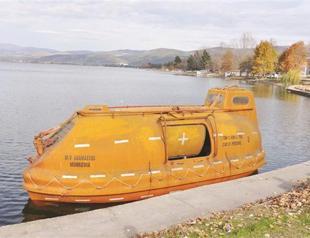 Mini submarine to research basilica