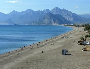 Alarm bells toll for Turkish tourism sector over Russia crisis