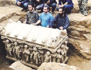 İzniks ancient tomb moved to museum