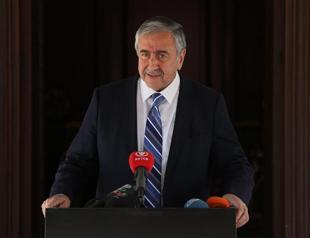 Turkish Cypriot leader lends support to arrested journalists in Turkey